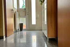 Viel Platz für den Alltag im modernen Reihenhaus in Remseck am Neckar – Die vollständige Adresse der Immobilie erhältst du vom Anbieter., 71686 Remseck am Neckar – Vorschaubild 9