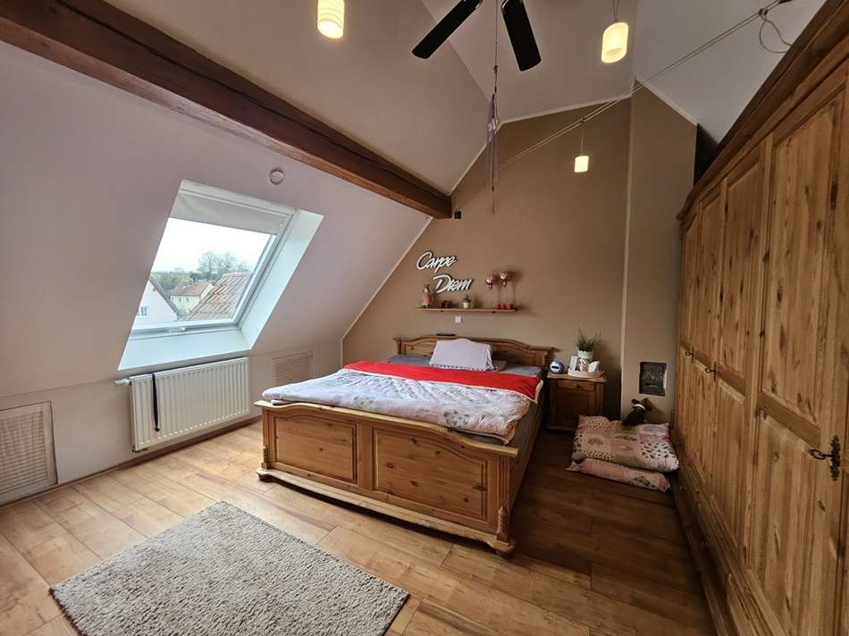 Schlafzimmer 1 DG