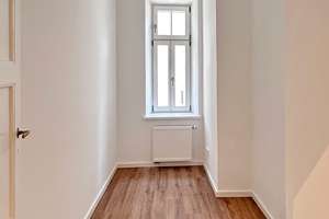 Schöne 2,5-Zimmer-Altbauwohnung mit kleiner Wohnküche in Neuhausen! – Volkartstraße 38, 80636 Dom Pedro, München – Vorschaubild 12