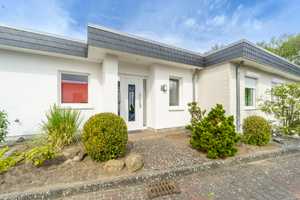 Modernes Wohnen auf einer Ebene - Reihen-Bungalow mit Garten und Blick ins Grüne – Ostholstein (Kreis) – Vorschaubild 2
