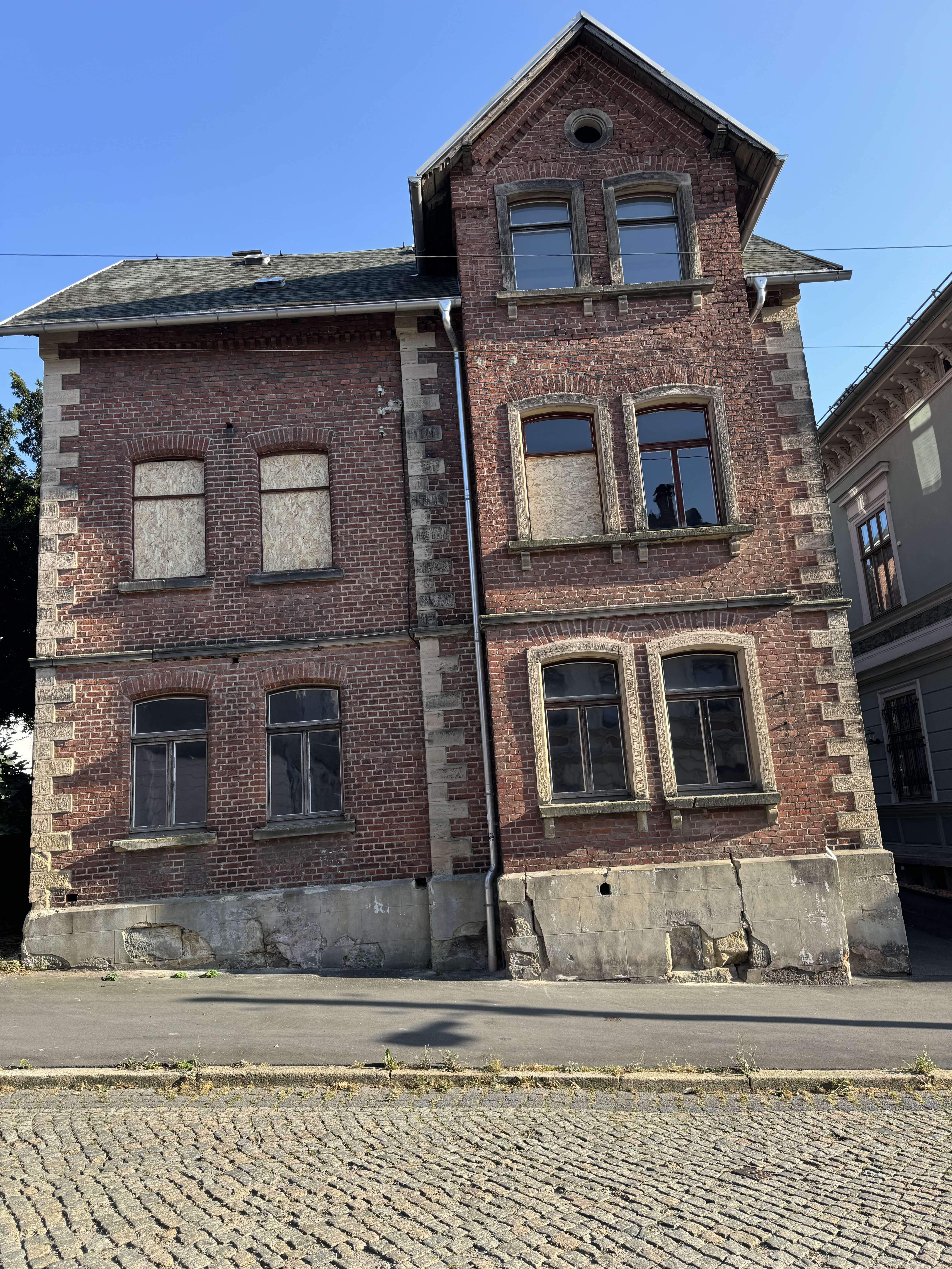 Mehrfamilienhaus - Denkmal mit Potenzial, Sonneberg Kreis – Bild 2