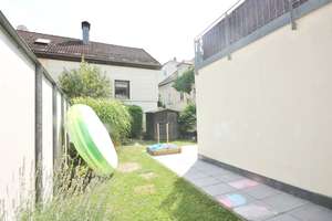 "Ein Ort der Ruhe, Eleganz und Lebensqualität"
Exklusives Wohnen mit privatem Gartenensemble und üb – Die vollständige Adresse der Immobilie erhältst du vom Anbieter., 94032 Passau, Passau – Vorschaubild 14