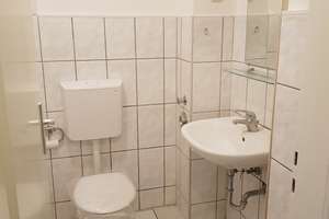 Charmante 1,5-Zimmer Wohnung, frisch saniert, in Mönchengladbach-Rheydt – Bahnhofstraße 7-9, 41236 Rheydt, Mönchengladbach – Vorschaubild 2