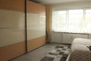 Gepflegtes Reihenmittelhaus mit Einliegerwohnung, Garten, Kamin, Balkonen & Garage in Wohnsiedlung – Die vollständige Adresse der Immobilie erhältst du vom Anbieter., 44227 Menglinghausen, Dortmund – Vorschaubild 20