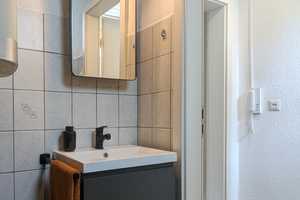 Helle Wohnung mit Balkon und Einbauküche: Geschmackvolle 1-Raum-Wohnung in Stuttgart – Böblinger Straße 39, 70199 Stuttgart – Vorschaubild 6
