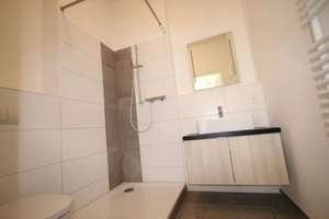 Modernes, voll möbliertes Apartment mit großer Terrasse – exklusiv für Studenten! – Bonner Straße 281, 50968 Bayenthal, Köln – Vorschaubild 10