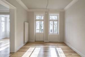 NEU *Paul & Partner* ZWEITBEZUG NACH KERNSANIERUNG ! ALTBAUPERLE IN WIESBADEN-WESTEND! – Die vollständige Adresse der Immobilie erhältst du vom Anbieter., 65191 Westend / Bleichstraße, Wiesbaden – Vorschaubild 4