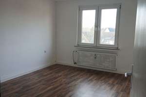***Schöne Wohnung im Dachgeschoss sucht nette Mieter*** – Die vollständige Adresse der Immobilie erhältst du vom Anbieter., 46045 Marienkirche, Oberhausen – Vorschaubild 2