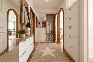 Modernisierte 4-ZKB-Penthousewohnung mit Balkon & Stellplatz! – 65795 Hattersheim am Main – Vorschaubild 3