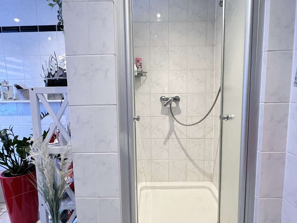 Badezimmer 2