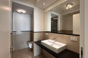 Moderne 2-Zimmer-Wohnung mit Concierge und französischen Balkonen – nur wenige Schritte zum Ku’damm – Lietzenburger Str. 101, 10707 Wilmersdorf, Berlin – Vorschaubild 23