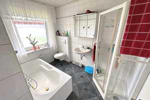 Gepflegtes Einfamilienhaus mit schönem Garten! – Lippe (Kreis) – Vorschaubild 4