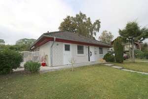 Alles auf einer Ebene!
Bungalow mit ca. 70m² und 2,5 Zimmern auf 609 m² Grundstück – Die vollständige Adresse der Immobilie erhältst du vom Anbieter., 23743 Grömitz – Vorschaubild 2