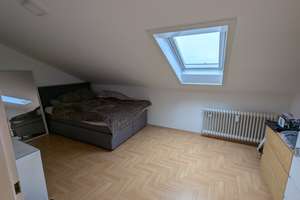 Helle und gemütliche Dachgeschosswohnung mit moderner EBK und Balkon in toller Lage von Kornwestheim – Breslauer Str. 32, 70806 Kornwestheim – Vorschaubild 5