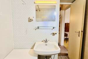 Charmantes Apartment mit Hallenbad-Nutzung & Südwest-Balkon – Ihr Rückzugsort im Schwarzwald – Die vollständige Adresse der Immobilie erhältst du vom Anbieter., 72270 Baiersbronn – Vorschaubild 6