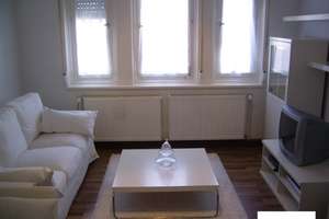 Helle 2-Zimmer Wohnung in Stuttgart-Süd, Nähe Marienhospital, Erwin-Schöttle-Platz – Möhringer Straße 65A, 70199 Heslach, Stuttgart – Vorschaubild 1