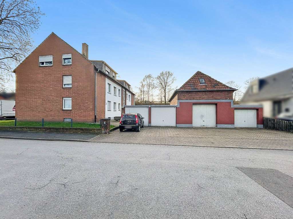 Immobilie in Neukirchen-Vluyn - Voll vermietetes 6-Familienhaus in Neukirchen-Vluyn (Vluyn) - Bild 2