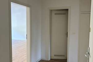 Zentrale Lage in Köln Kalk, Lichtdurchflutete 2 Zi. Whg. 75qm, Bad mit Dusche – Kalker Hauptstraße 180, 51103 Kalk (Ortsteil), Köln – Vorschaubild 7
