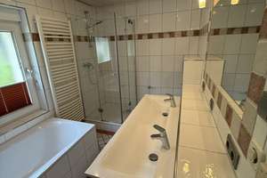 Saniertes Doppelhaus in Regensburg – Die vollständige Adresse der Immobilie erhältst du vom Anbieter., 93057 Konradsiedlung-Wutzlhofen, Regensburg – Vorschaubild 4