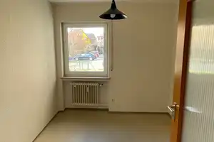 Modernisierte 4-Zimmer-Wohnung mit Balkon in Altdorf bei Nürnberg – Sudetenstraße 20, 90518 Nürnberger Land (Kreis) – Vorschaubild 7