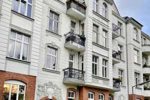 Hochwertige Ausstattung,möbliert-Erstbezug nach Kernsanierung: 2-Zimmer-Souterrain-Whg.,Design EBK – Die vollständige Adresse der Immobilie erhältst du vom Anbieter., 12165 Steglitz, Berlin – Vorschaubild 2