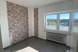 [LIS-11162] Helle 3-Zimmer-Wohnung mit Balkon in ruhiger Lage von Bielefeld-Sennestadt – Württemberger Allee 8, 33689 Sennestadt, Bielefeld – Vorschaubild 2