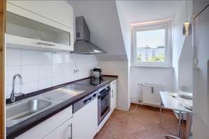 Möbliert: Dachgeschosswohnung mit guter Anbindung in Südlage – Die vollständige Adresse der Immobilie erhältst du vom Anbieter., 81825 Gartenstadt Trudering, München – Vorschaubild 5