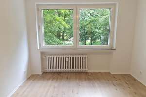 Renovierte 3-Zimmer-Wohnung mit Balkon zu vermieten! – Pommernstraße 5, 45770 Drewer-Süd, Marl – Vorschaubild 2