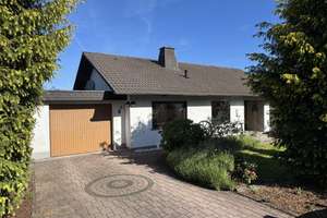 Gepflegtes Einfamilienhaus mit EBK, Balkon, schön angelegtem Garten und Aussicht – Die vollständige Adresse der Immobilie erhältst du vom Anbieter., 51545 Waldbröl – Vorschaubild 3