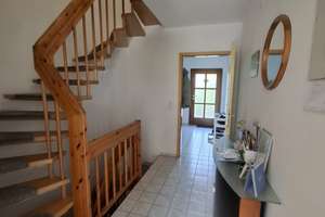 GERÄUMIGES REIHENMITTELHAUS MIT VIEL PLATZ FÜR DIE FAMILIE – Weidenstraße 2 b, 86343 Königsbrunn – Vorschaubild 12
