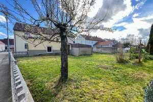 Suchen Sie ein Zweifamilienhaus mit Garage und Garten? - Wir haben es – Heilbronn (Kreis) – Vorschaubild 2