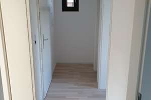 Helle 2-Zimmer Wohnung im 2. OG in Leverkusen-Schlebusch – Die vollständige Adresse der Immobilie erhältst du vom Anbieter., 51375 Schlebusch, Leverkusen – Vorschaubild 4