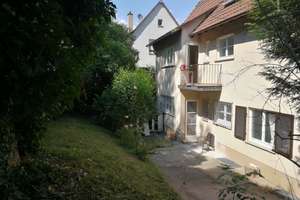 Wohnen wie im Einfamilienhaus, 4-Zimmer-Wohnung mit Garten