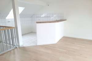 ***LICHTDURCHFLUTETES DACHGESCHOSS IN RUHIGER LAGE MIT VIEL PLATZ*** – Franz-Wiesner-Str. 12, 9131 Ebersdorf, Chemnitz – Vorschaubild 5