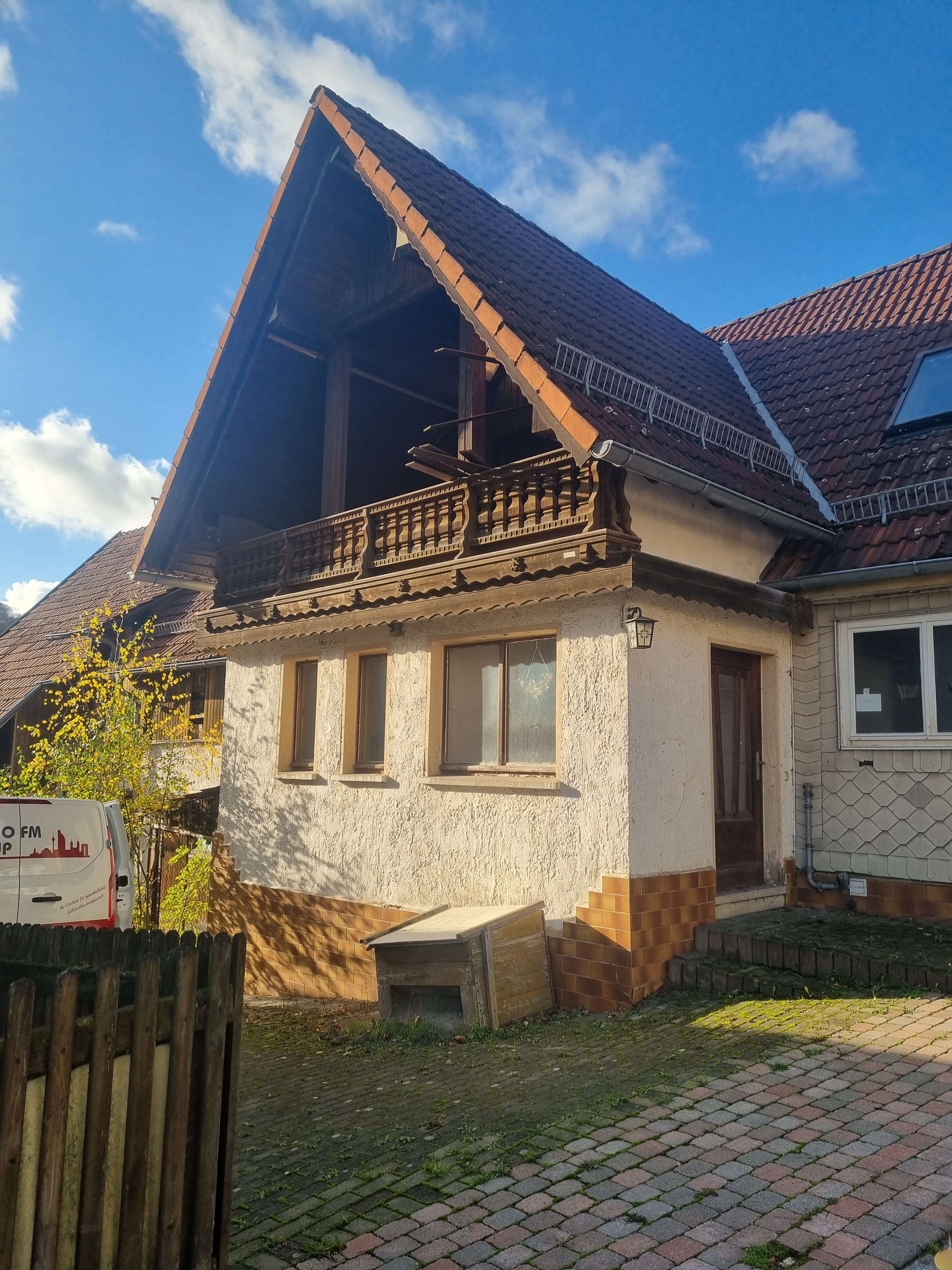 Sanierungsbedürftiges Wohnhaus mit Anbau sowie Scheune, Schmalkalden Meiningen Kreis – Bild 2
