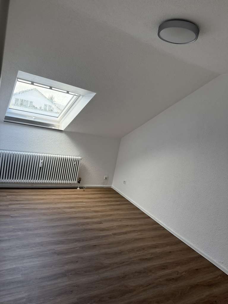 Immobilie in Umkirch - DG Wohnung in Umkirch - renoviert und unvermietet! - Bild 4