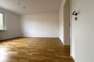 Bezugsfreie 2-Zimmer-Wohnung mit Tageslichtbad und Stellplatz | frisch renoviert – Die vollständige Adresse der Immobilie erhältst du vom Anbieter., 45884 Rotthausen, Gelsenkirchen – Vorschaubild 5