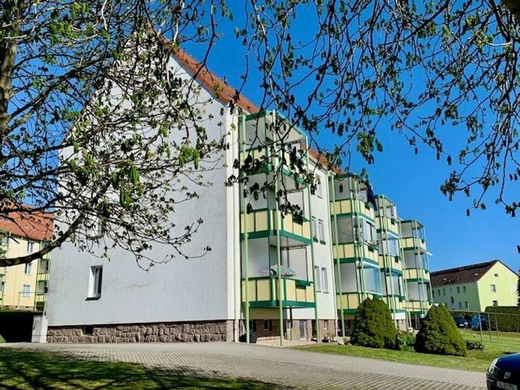 Immobilie in Reichenbach - 3-Zimmer-Wohnung mit Top-Ausblick ! - Bild 0
