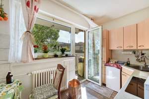 Property thumbnail 11