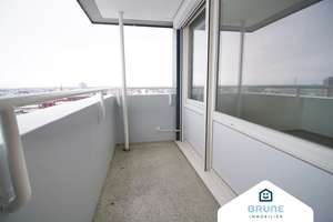 BRUNE IMMOBILIEN: So weit das Auge reicht – Die vollständige Adresse der Immobilie erhältst du vom Anbieter., 27568 Mitte, Bremerhaven – Vorschaubild 4