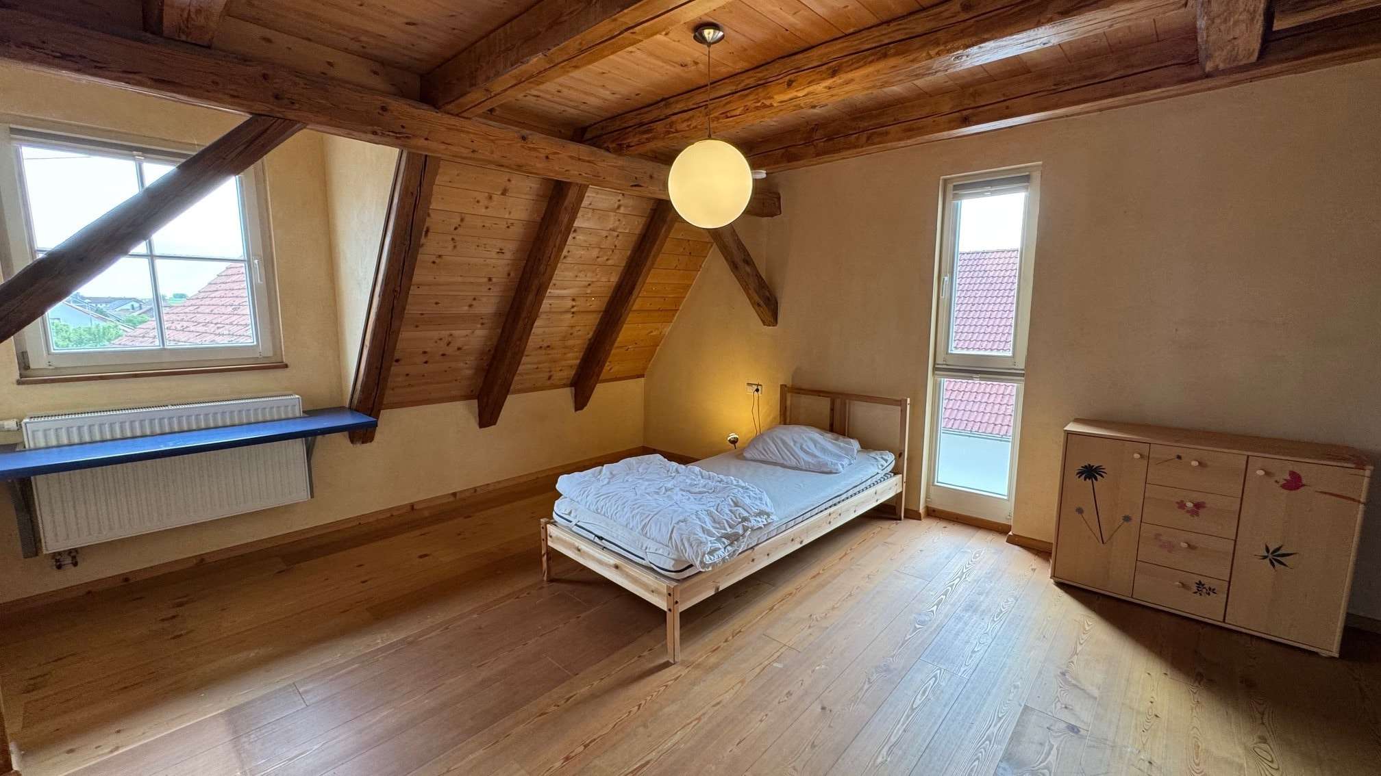 Immobilie in Eutingen im Gäu - Saniertes Wohnhaus mit Charme, Garage, großer Scheune und viel Platz für die Familie - Bild 5