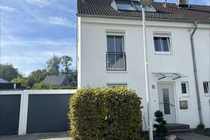Großzügiges Reihenendhaus in Frechen