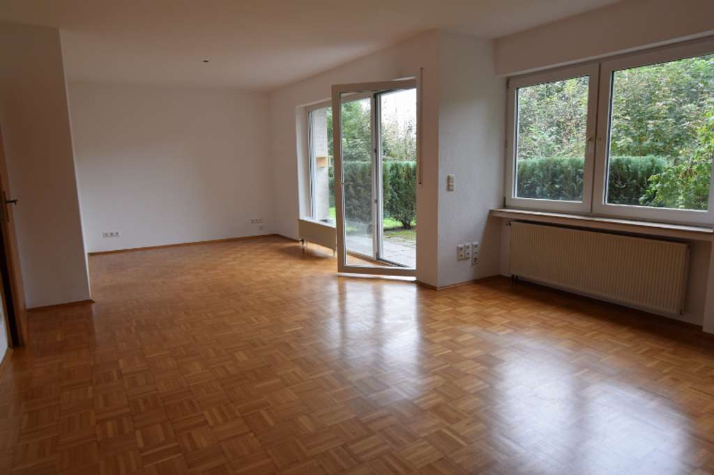 Immobilie in Bergneustadt - Wohnvergnügen mit Sonnenterrasse sieht so aus! Neu im Angebot! - Bild 2