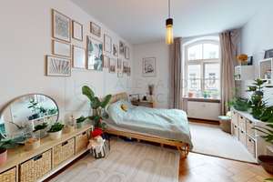 *Kapitalanlagemöglichkeit* Vermietete 2-Zimmer-Altbauwohnung im Erdgeschoss