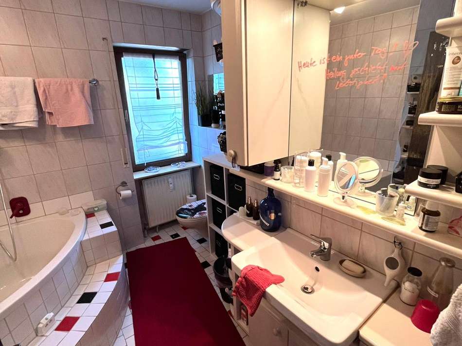 Hauptbad mit Tageslicht