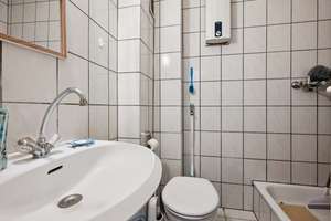 Vermietete 5-Zimmer-Wohnung mit Balkon, Garage & neuer Heizung – solide Kapitalanlage in MG-Rheydt – Die vollständige Adresse der Immobilie erhältst du vom Anbieter., 41239 Schmölderpark, Mönchengladbach – Vorschaubild 8