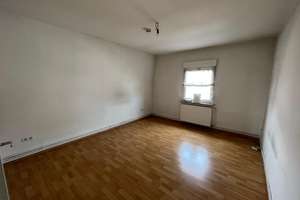 Helle, ruhige Wohnung mit zwei Zimmern in Rüsselsheim – Weserstraße 12, 65428 Rüsselsheim am Main – Vorschaubild 3