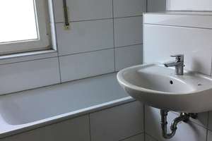Geräumige 3-Zimmer-Wohnung mit großem Balkon! WBS erforderlich! – Bonhoefferweg 20, 45279 Horst, Essen – Vorschaubild 4