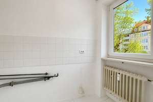 1 Zi.-Balkon-Whg. bei Luitpoldpark, Herzogstraße und Bonner Platz in Schwabing, renovierungsbereit – Die vollständige Adresse der Immobilie erhältst du vom Anbieter., 80796 Am Luitpoldpark, München – Vorschaubild 5