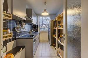 Solide vermietete 3 Zimmer Wohnung in Nürnberg Sebald – Die vollständige Adresse der Immobilie erhältst du vom Anbieter., 90402 Altstadt, St. Sebald, Nürnberg – Vorschaubild 3